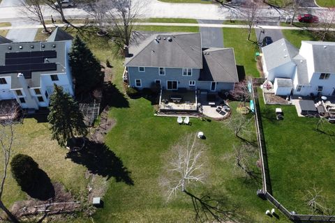 Single Family Residence in Gurnee IL 6148 Indian Trail Road 56.jpg