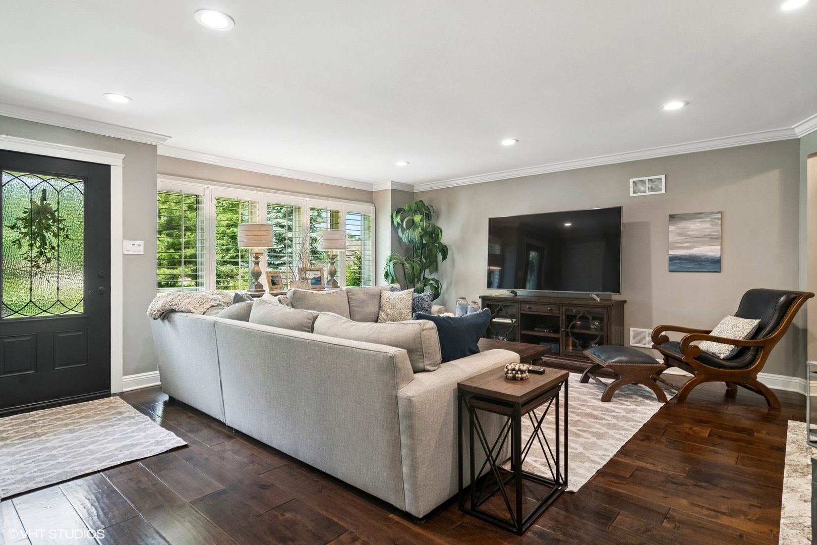 231 N Forest Court