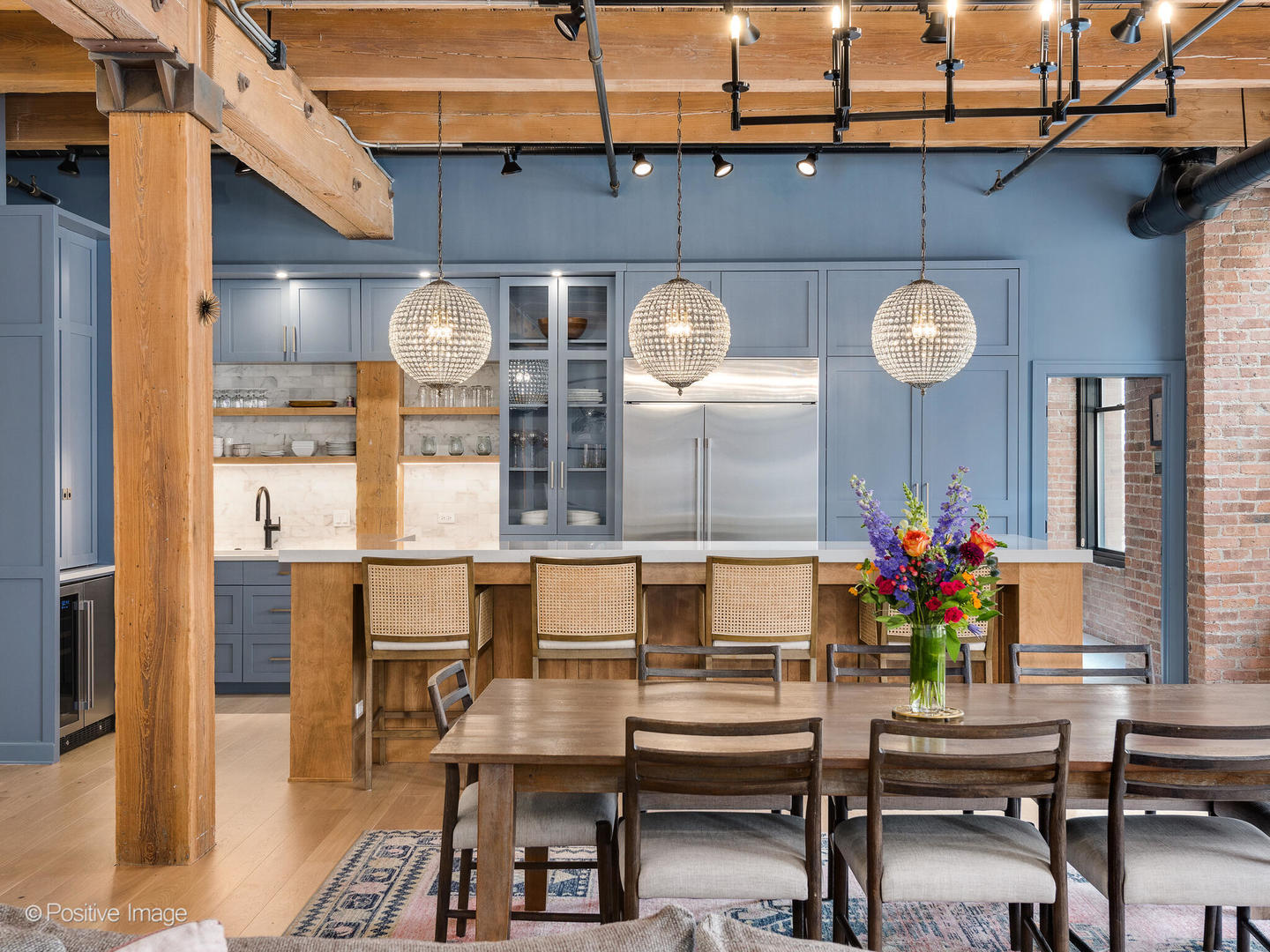 728 W Jackson Boulevard 221-222