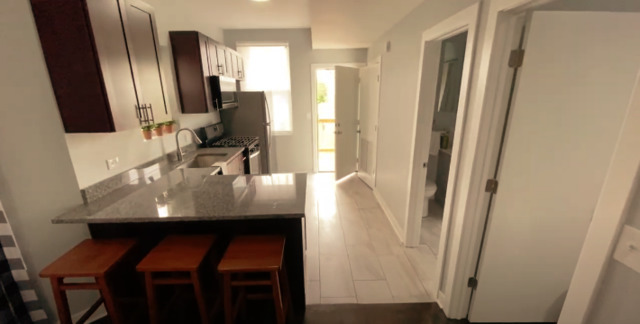 3123 W Monroe Street 2W