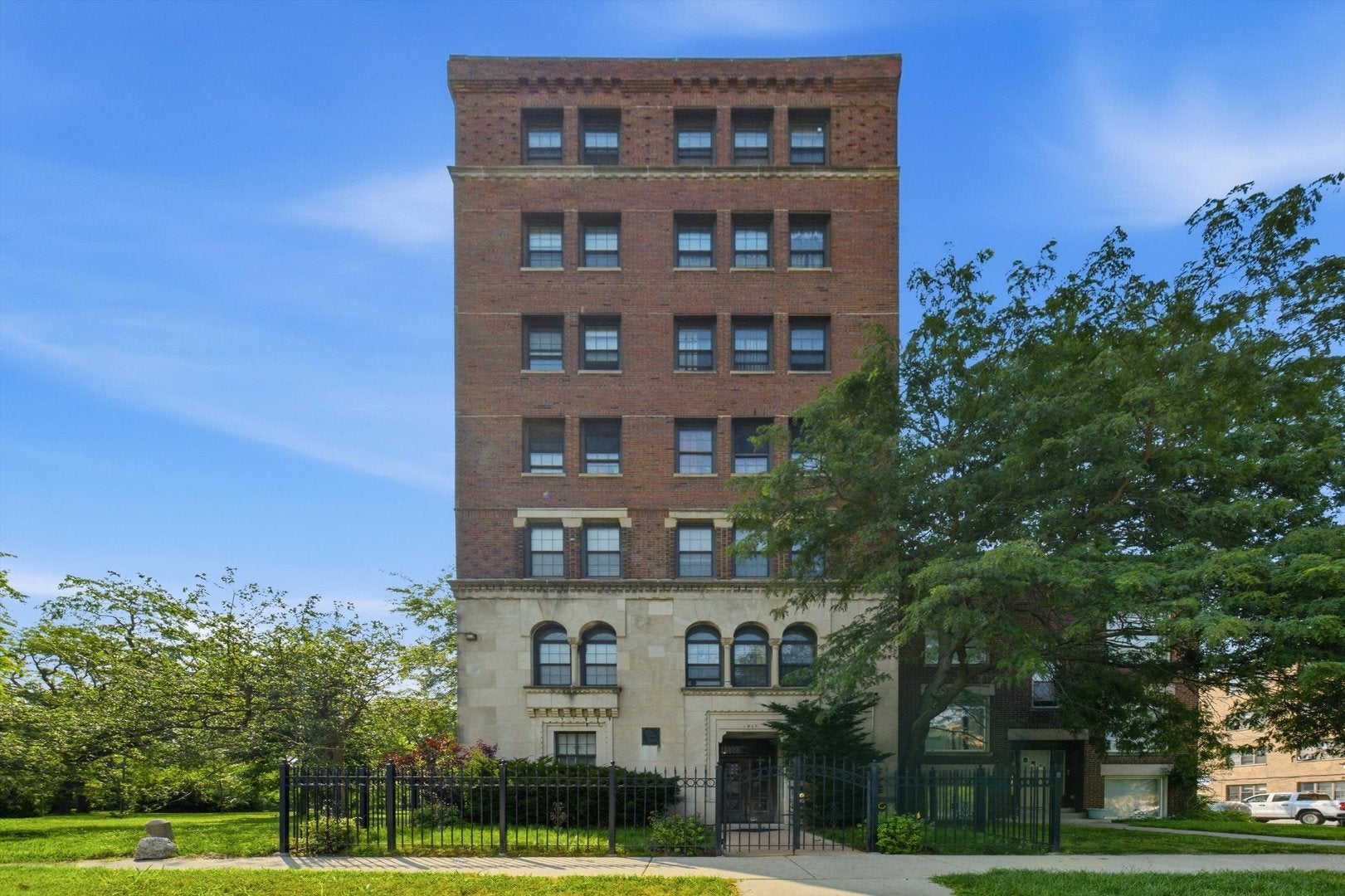 3017 E 78th Street 3A
