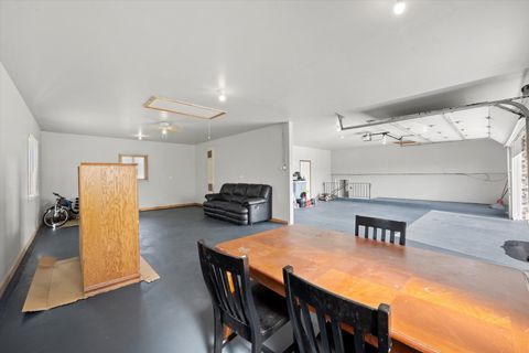 Tiny photo for 296 E Crest Avenue, Bensenville, IL 60106 (MLS # 12448669)