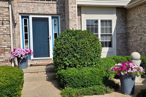 Tiny photo for 2007 Withers Lane, Bloomington, IL 61704 (MLS # 12510286)