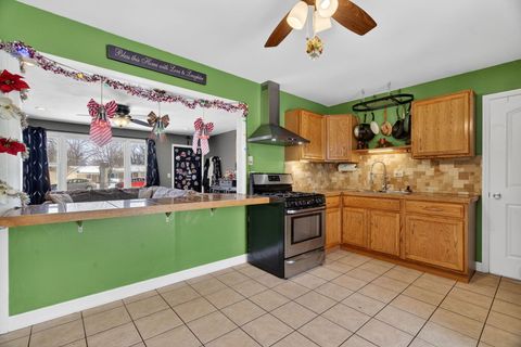 Tiny photo for 2550 Garden Court, Joliet, IL 60435 (MLS # 12614959)