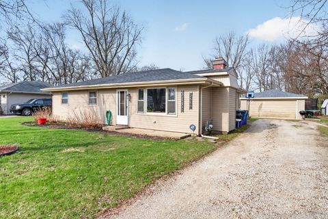 Photo of 2550 Garden Court, Joliet, IL 60435 (MLS # 12614959)