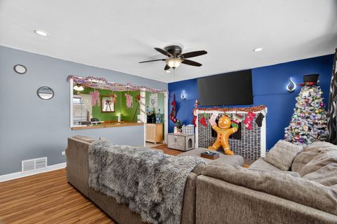 Tiny photo for 2550 Garden Court, Joliet, IL 60435 (MLS # 12614959)