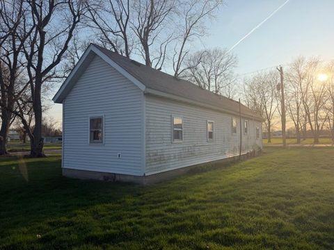 Tiny photo for 118 S Bloomington Street, Dewitt, IL 61735 (MLS # 12611701)