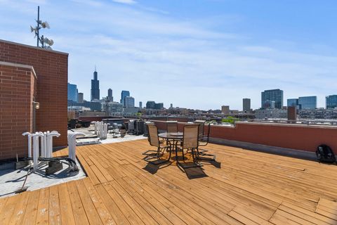 Tiny photo for 6 N May Street #403, Chicago, IL 60607 (MLS # 12508936)