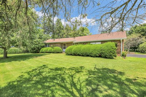 Tiny photo for 1102 County Road 600 N, Tolono, IL 61880 (MLS # 12421191)