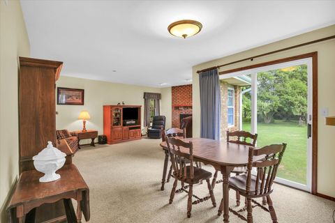 Tiny photo for 1102 County Road 600 N, Tolono, IL 61880 (MLS # 12421191)