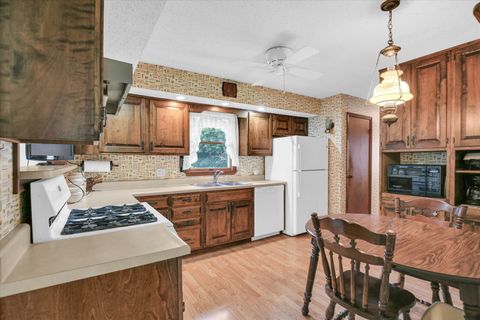 Tiny photo for 1102 County Road 600 N, Tolono, IL 61880 (MLS # 12421191)