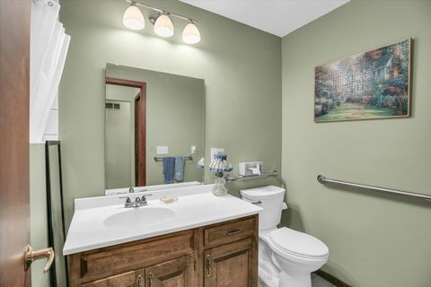 Tiny photo for 1102 County Road 600 N, Tolono, IL 61880 (MLS # 12421191)
