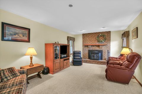 Tiny photo for 1102 County Road 600 N, Tolono, IL 61880 (MLS # 12421191)