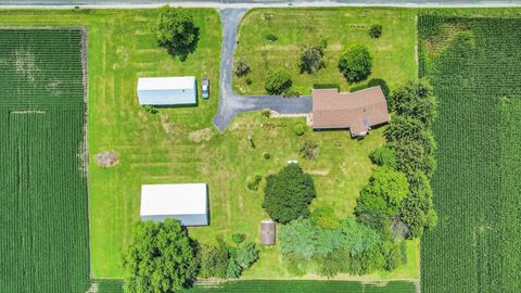 Tiny photo for 1102 County Road 600 N, Tolono, IL 61880 (MLS # 12421191)