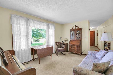 Tiny photo for 1102 County Road 600 N, Tolono, IL 61880 (MLS # 12421191)