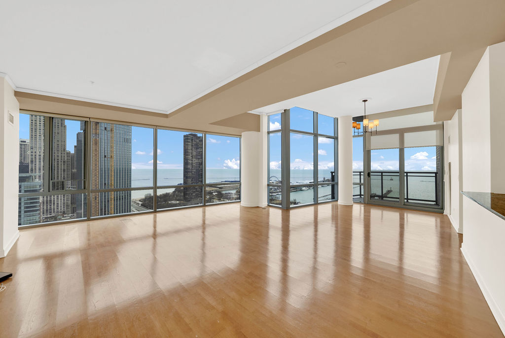 450 E Waterside Drive 2902
