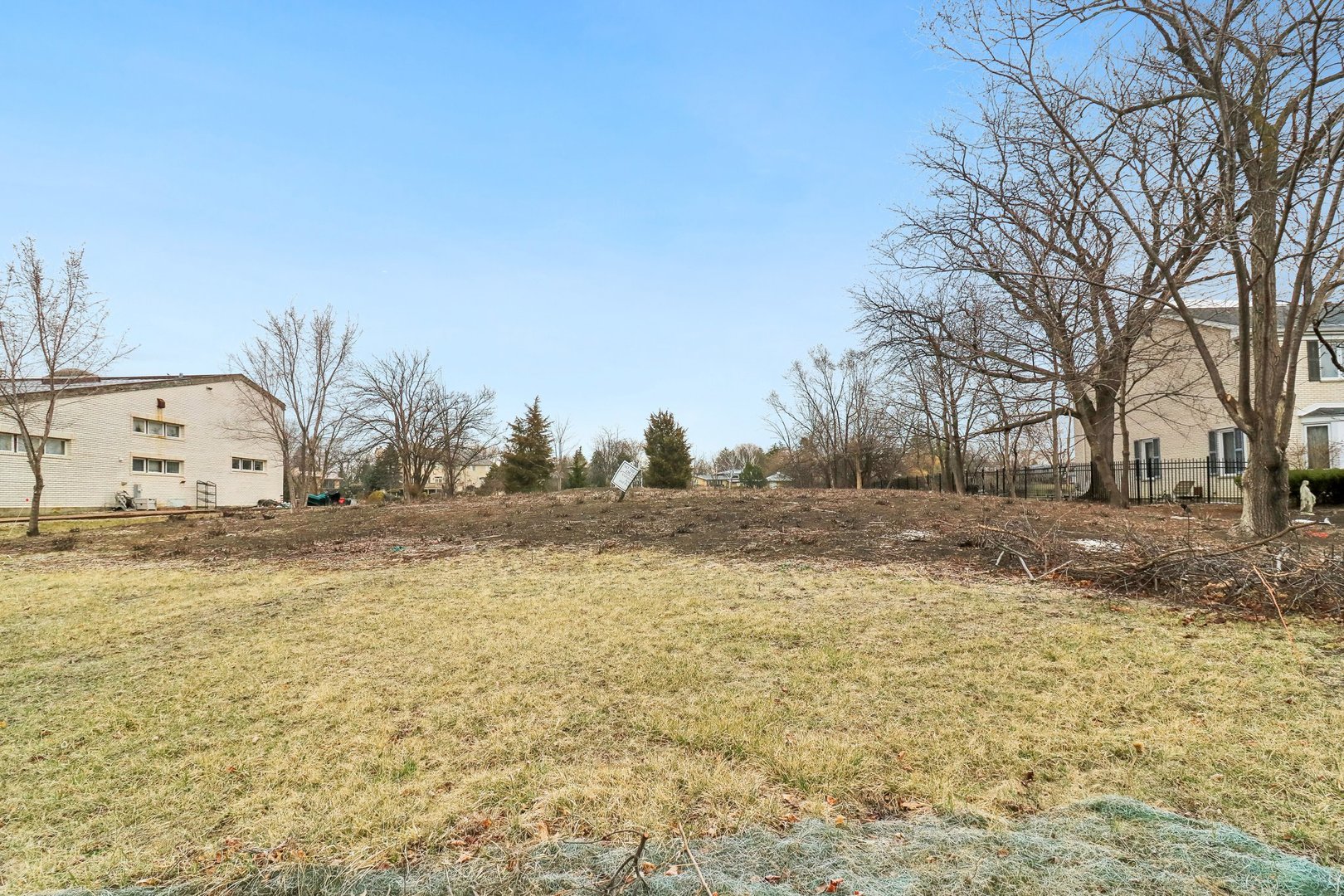 2149 Post Road