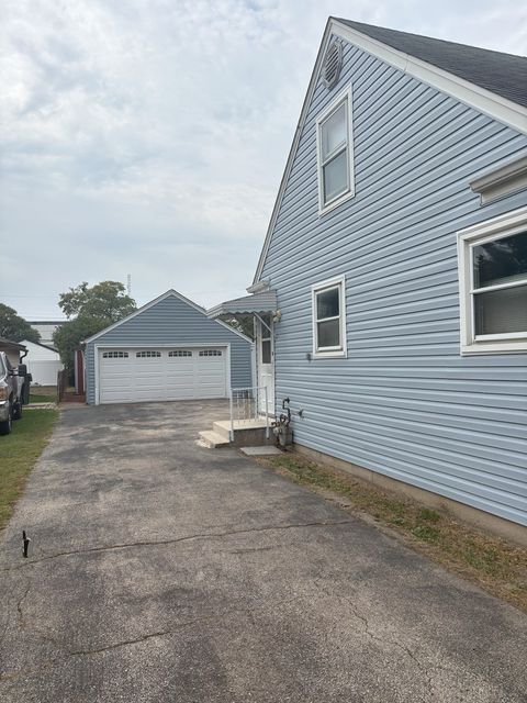 Tiny photo for 3112 Pearl Avenue, Melrose Park, IL 60164 (MLS # 12475415)