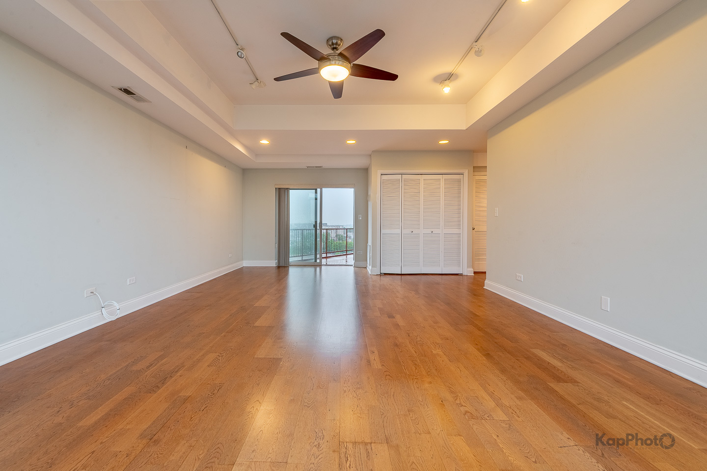 2272 S Archer Avenue 8A