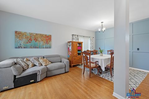 Tiny photo for 3125 Shenandoah Drive, Carpentersville, IL 60110 (MLS # 12574657)