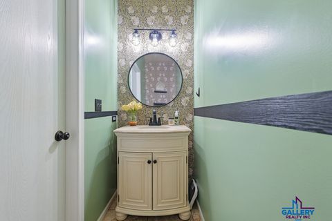 Tiny photo for 3125 Shenandoah Drive, Carpentersville, IL 60110 (MLS # 12574657)