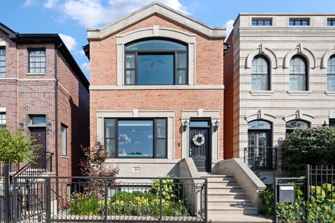 Photo of 2151 N Oakley Avenue, Chicago, IL 60647 (MLS # 12474667)