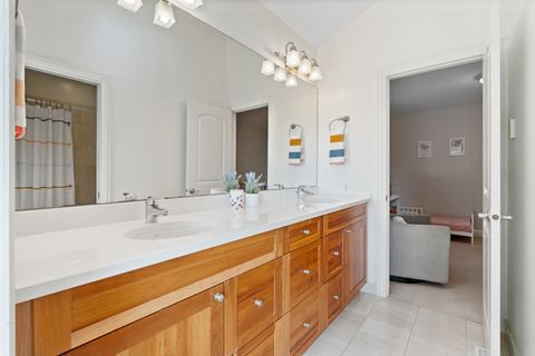 Tiny photo for 2151 N Oakley Avenue, Chicago, IL 60647 (MLS # 12474667)