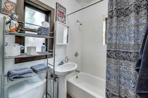 Tiny photo for 1634 N Cleveland Street, Chicago, IL 60614 (MLS # 12450208)