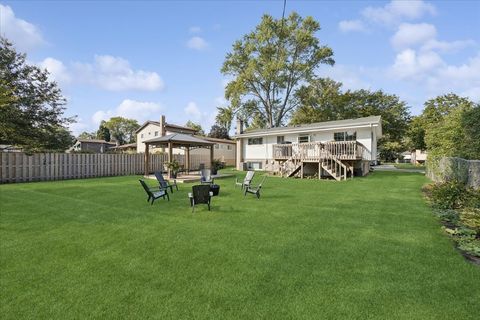 Tiny photo for 25 N Prindle Avenue, Arlington Heights, IL 60004 (MLS # 12502573)