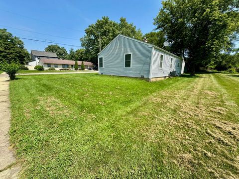 Tiny photo for 653 Elgin Avenue, Elgin, IL 60120 (MLS # 12444966)