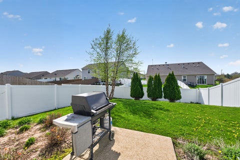 Tiny photo for 696 Vine Street, Hampshire, IL 60140 (MLS # 12622115)