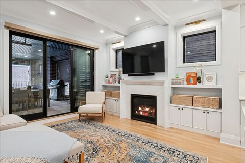 Tiny photo for 2727 N Kenmore Avenue #1, Chicago, IL 60614 (MLS # 12454171)