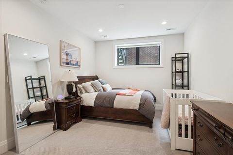 Tiny photo for 2727 N Kenmore Avenue #1, Chicago, IL 60614 (MLS # 12454171)