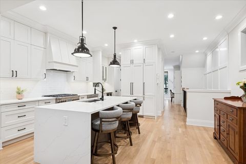 Tiny photo for 2727 N Kenmore Avenue #1, Chicago, IL 60614 (MLS # 12454171)