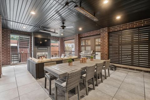 Tiny photo for 2727 N Kenmore Avenue #1, Chicago, IL 60614 (MLS # 12454171)