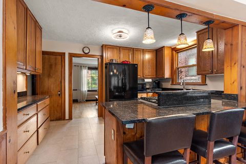 Tiny photo for 9617 Brandt Avenue, Oak Lawn, IL 60453 (MLS # 12501229)