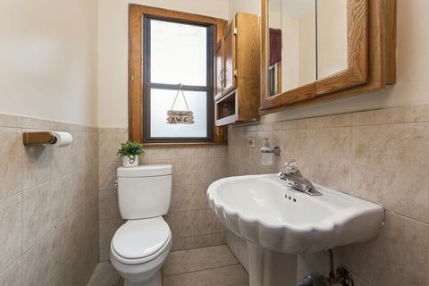 Tiny photo for 9617 Brandt Avenue, Oak Lawn, IL 60453 (MLS # 12501229)
