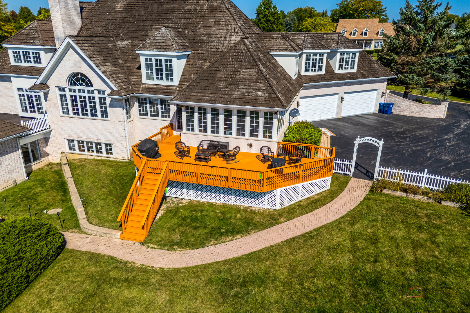 Wadsworth, Illinois, 60083, United States, 6 Bedrooms Bedrooms, ,10 BathroomsBathrooms,Residential,Active,2034251