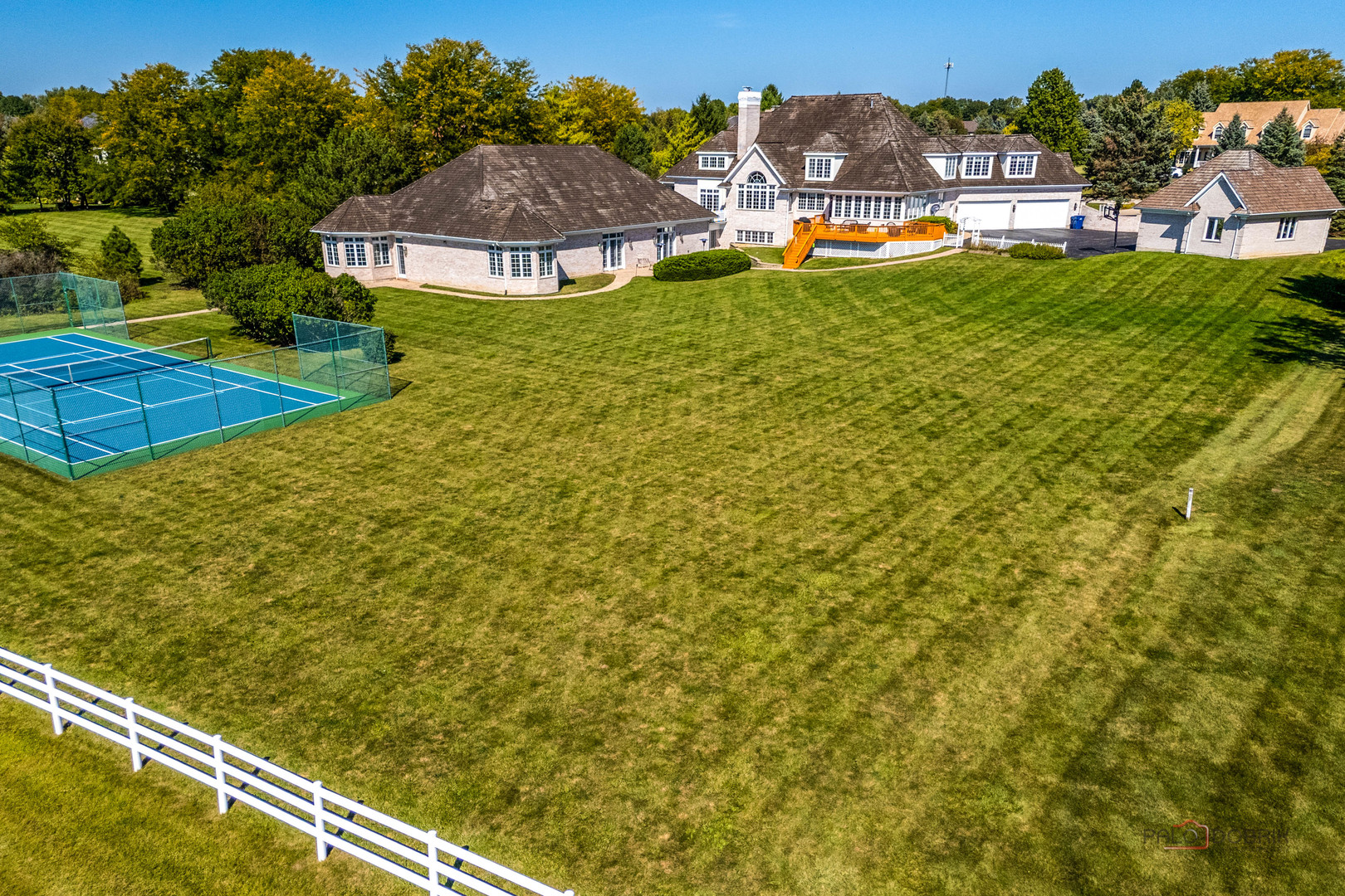 Wadsworth, Illinois, 60083, United States, 6 Bedrooms Bedrooms, ,10 BathroomsBathrooms,Residential,Active,2034251