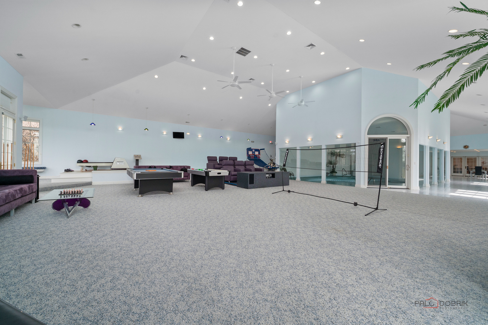 Wadsworth, Illinois, 60083, United States, 6 Bedrooms Bedrooms, ,10 BathroomsBathrooms,Residential,Active,2034251