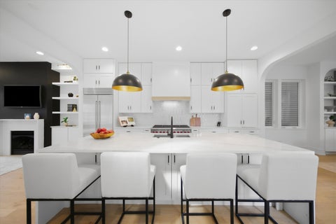 Tiny photo for 1914 N Rockwell Street, Chicago, IL 60647 (MLS # 12762615)