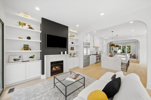 Tiny photo for 1914 N Rockwell Street, Chicago, IL 60647 (MLS # 12762615)