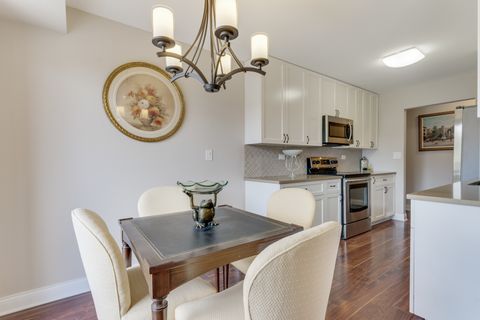Tiny photo for 1280 Rudolph Road #4K, Northbrook, IL 60062 (MLS # 12628459)
