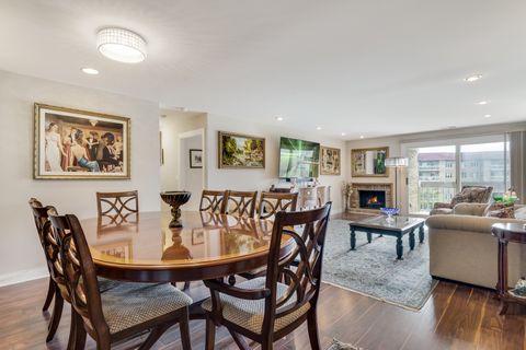 Tiny photo for 1280 Rudolph Road #4K, Northbrook, IL 60062 (MLS # 12628459)