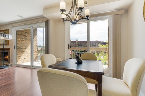 Tiny photo for 1280 Rudolph Road #4K, Northbrook, IL 60062 (MLS # 12628459)