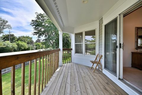 Tiny photo for 5 Willow Parkway #5, Buffalo Grove, IL 60089 (MLS # 12450046)