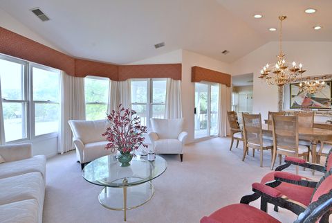 Tiny photo for 5 Willow Parkway #5, Buffalo Grove, IL 60089 (MLS # 12450046)