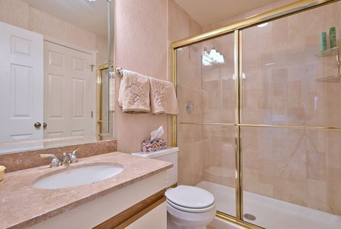 Tiny photo for 5 Willow Parkway #5, Buffalo Grove, IL 60089 (MLS # 12450046)