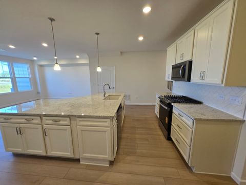 Tiny photo for 668 Switchgrass Way #58004, Bolingbrook, IL 60490 (MLS # 12456906)