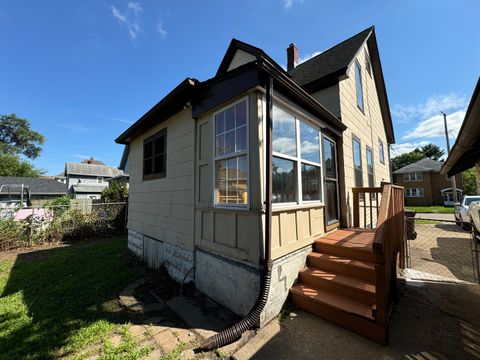 Tiny photo for 1822 Charles Street, Rockford, IL 61104 (MLS # 12426853)